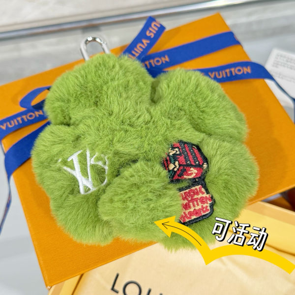 루이비통 LV 럭키 트레포일 네잎클로버 백 액세서리