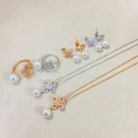 그라프 목걸이 새 나비 태슬 진주 목걸이(2color)