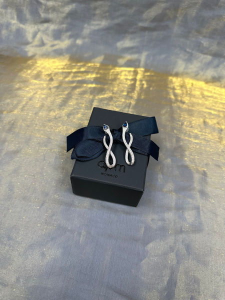 에이피엠 모나코 실버 화이트 파베 카아 뱀 귀걸이