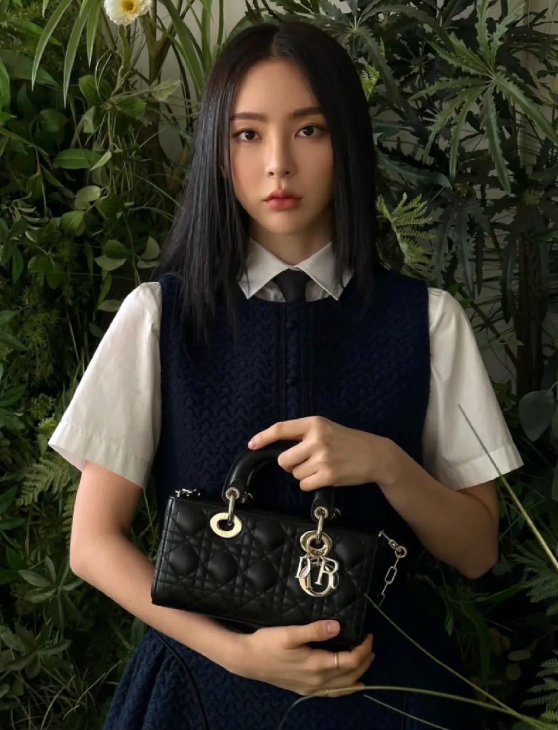 D.  레이디백 초미니