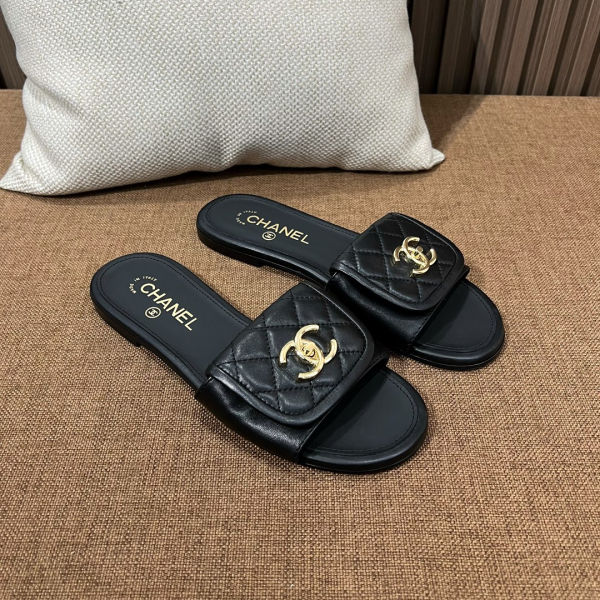 샤넬 25C 퀼팅 백팩 슬리퍼