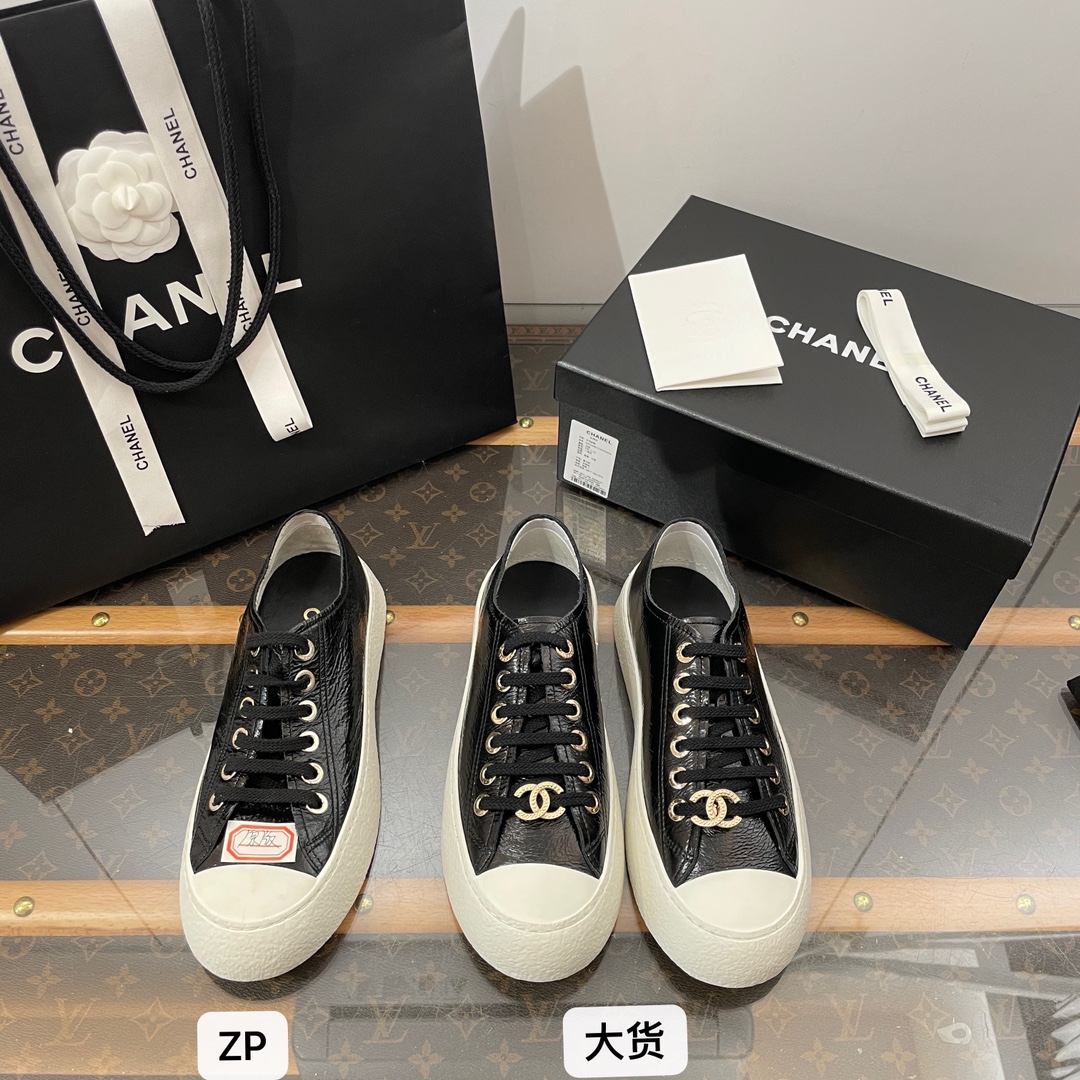 [DXJ] ㅅ*넬 CC로고 에나멜 스니커즈 블랙 3.5cm