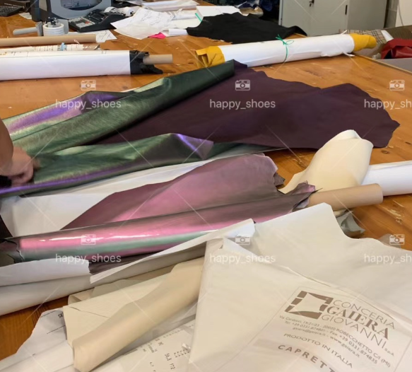 C. 에스파듀 뮬 베이지